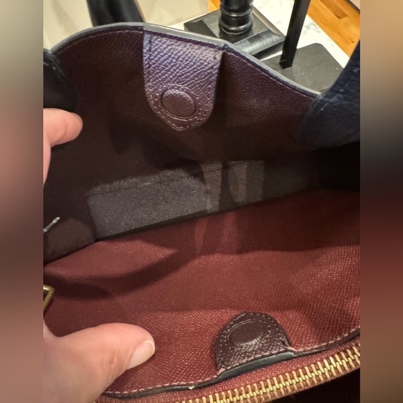 Coach - Willow Tote 24 - 2022 - Black with Burgundy interior/hangtag. EUC - Picture 9 of 11